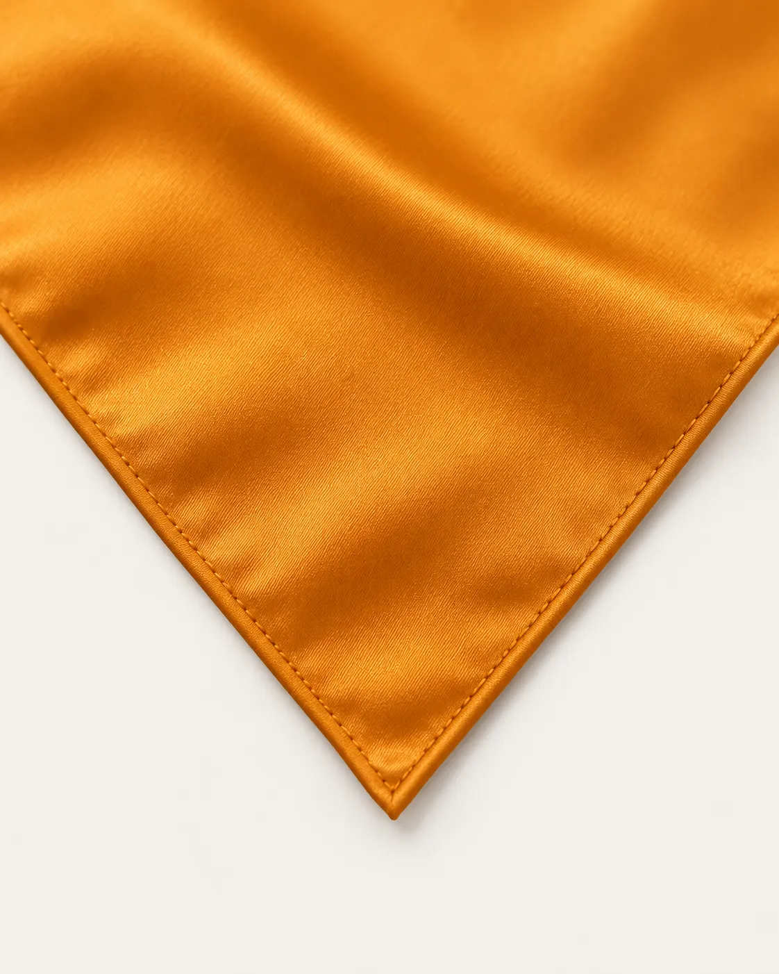 Pañoleta ámbar, detalle de punta
